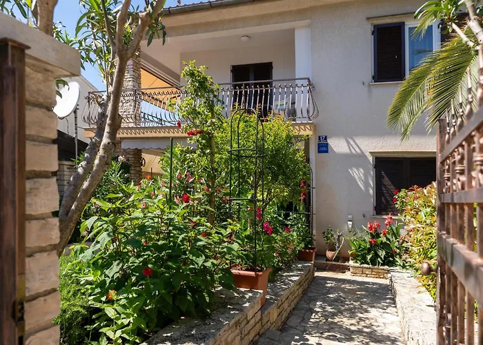 Deluxe Perla Vikendica *